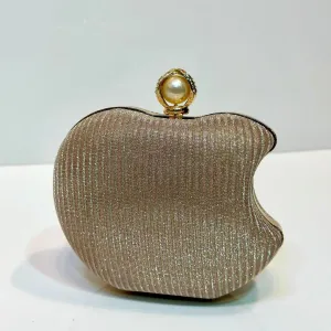 ApplePearl Clutch