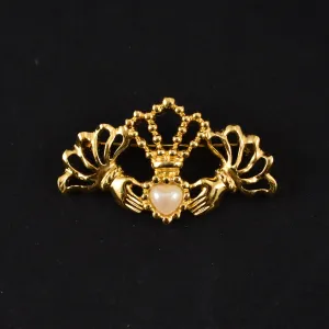 Charming Claddagh Pearl Avon Brooch Pin