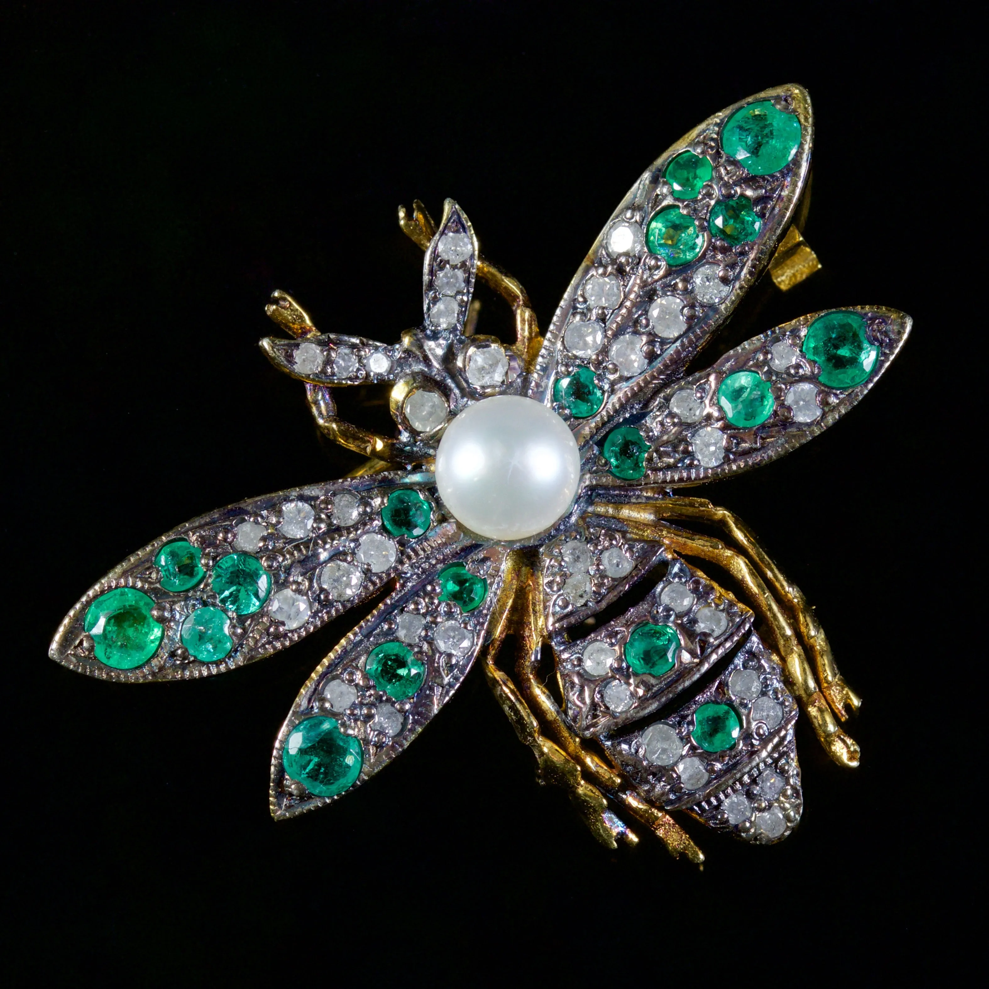 Diamond Emerald Pearl Insect Brooch 18Ct Gold Silver