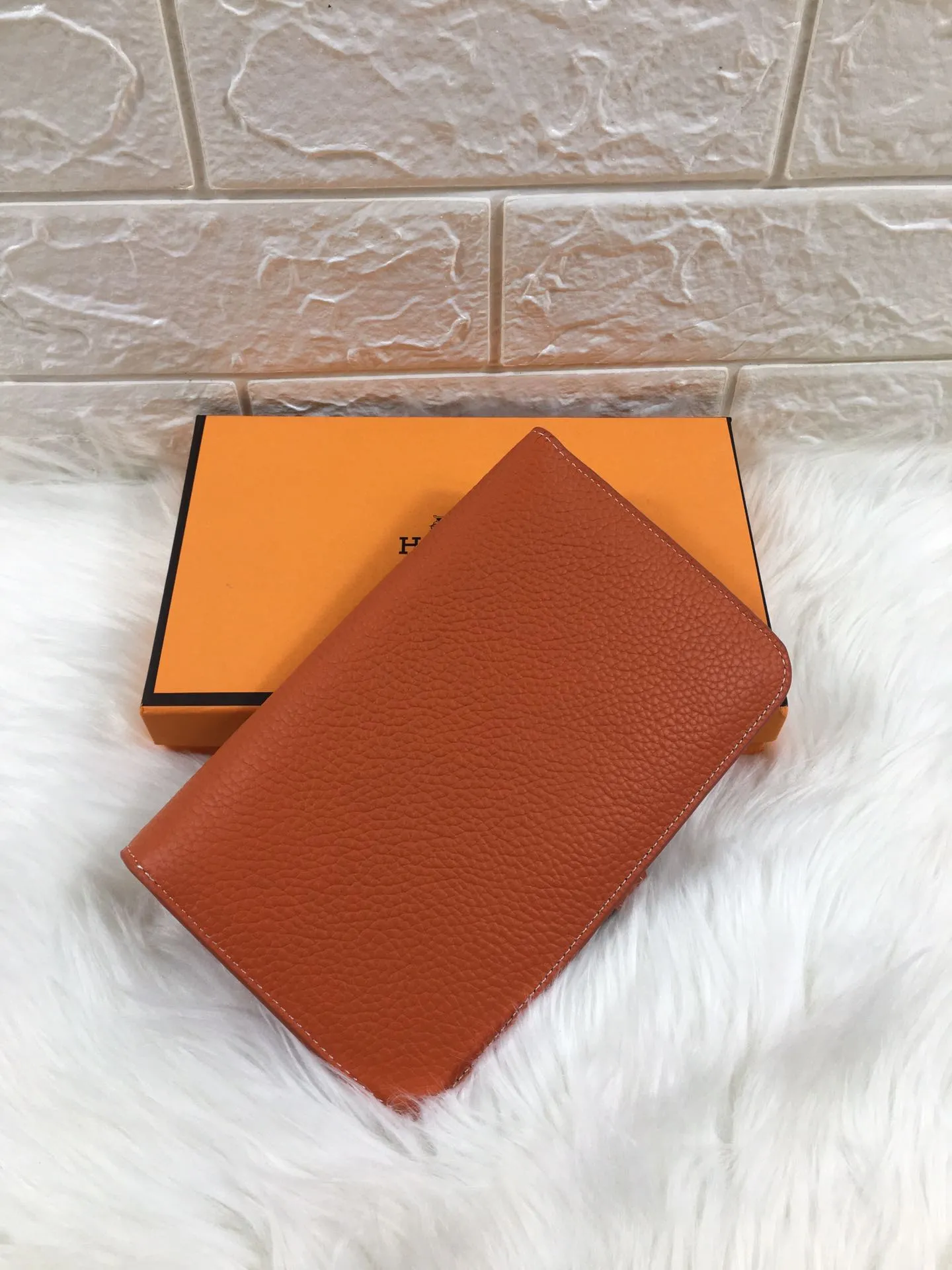 HM DOGON WALLET 20 ORANGE GRAINED CALFSKIN