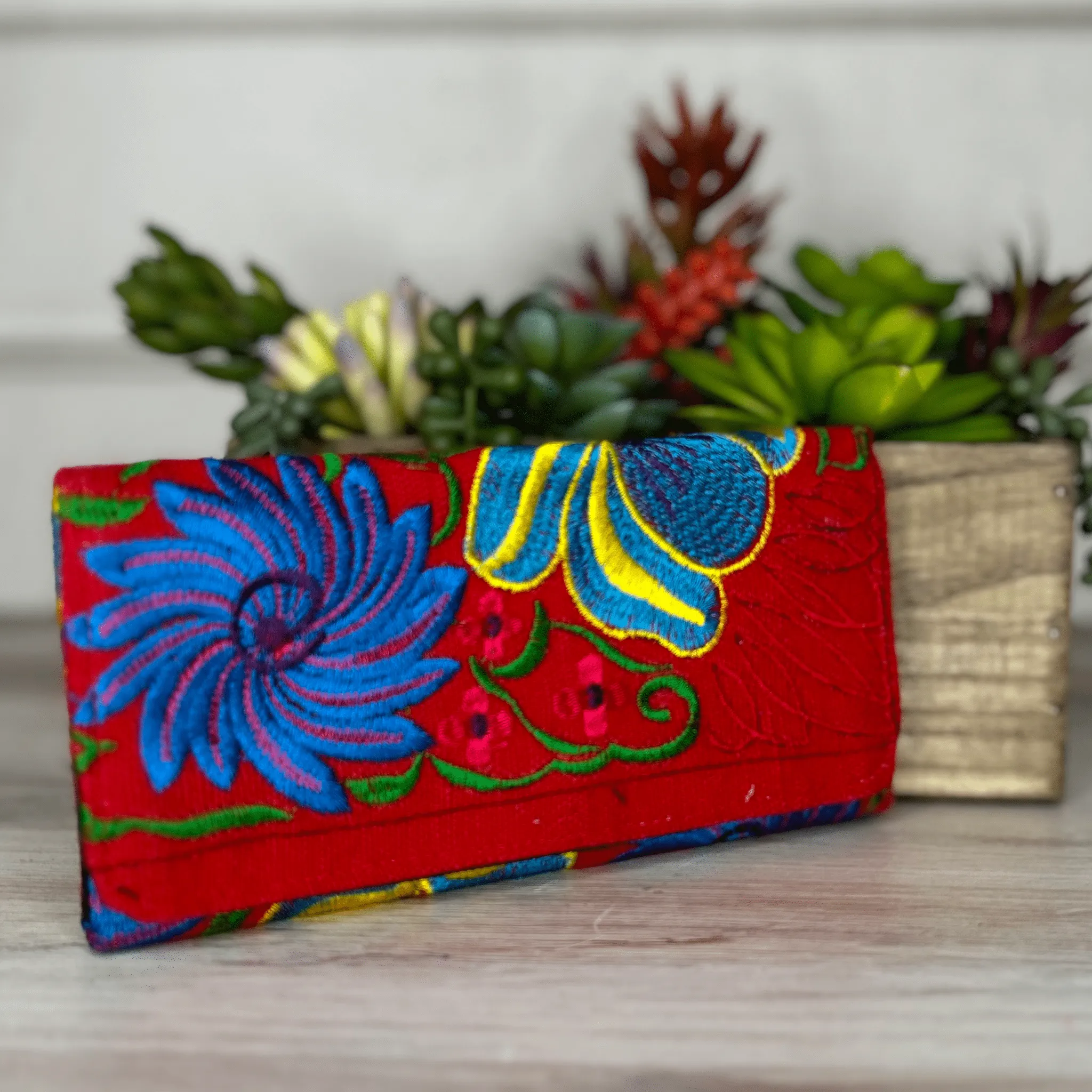 Mexican Embroidered Wallet - Zinnia