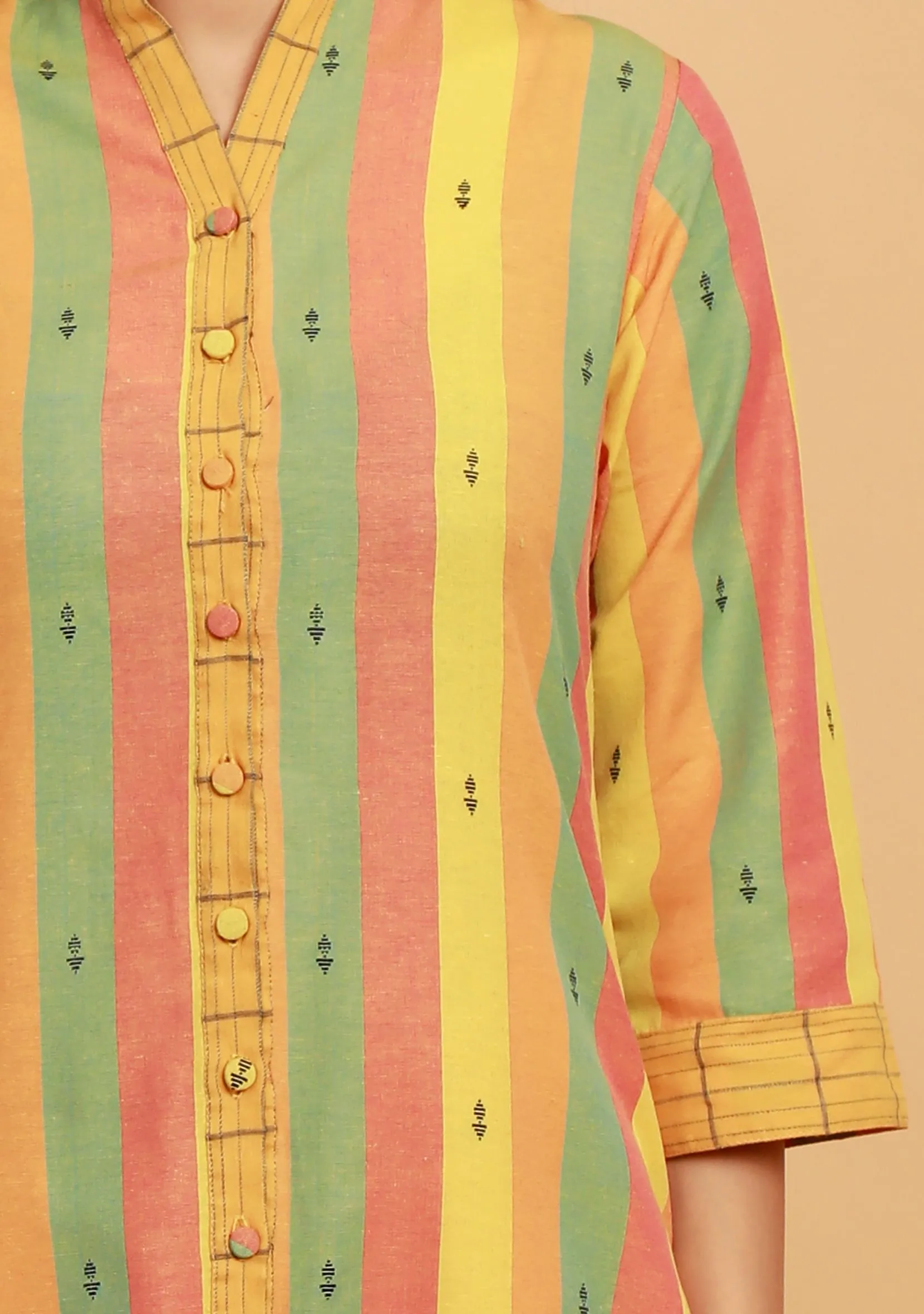 Set of 2:  Yellow Multicolor Straight  Kurta And Yellow Checked Flared Pants