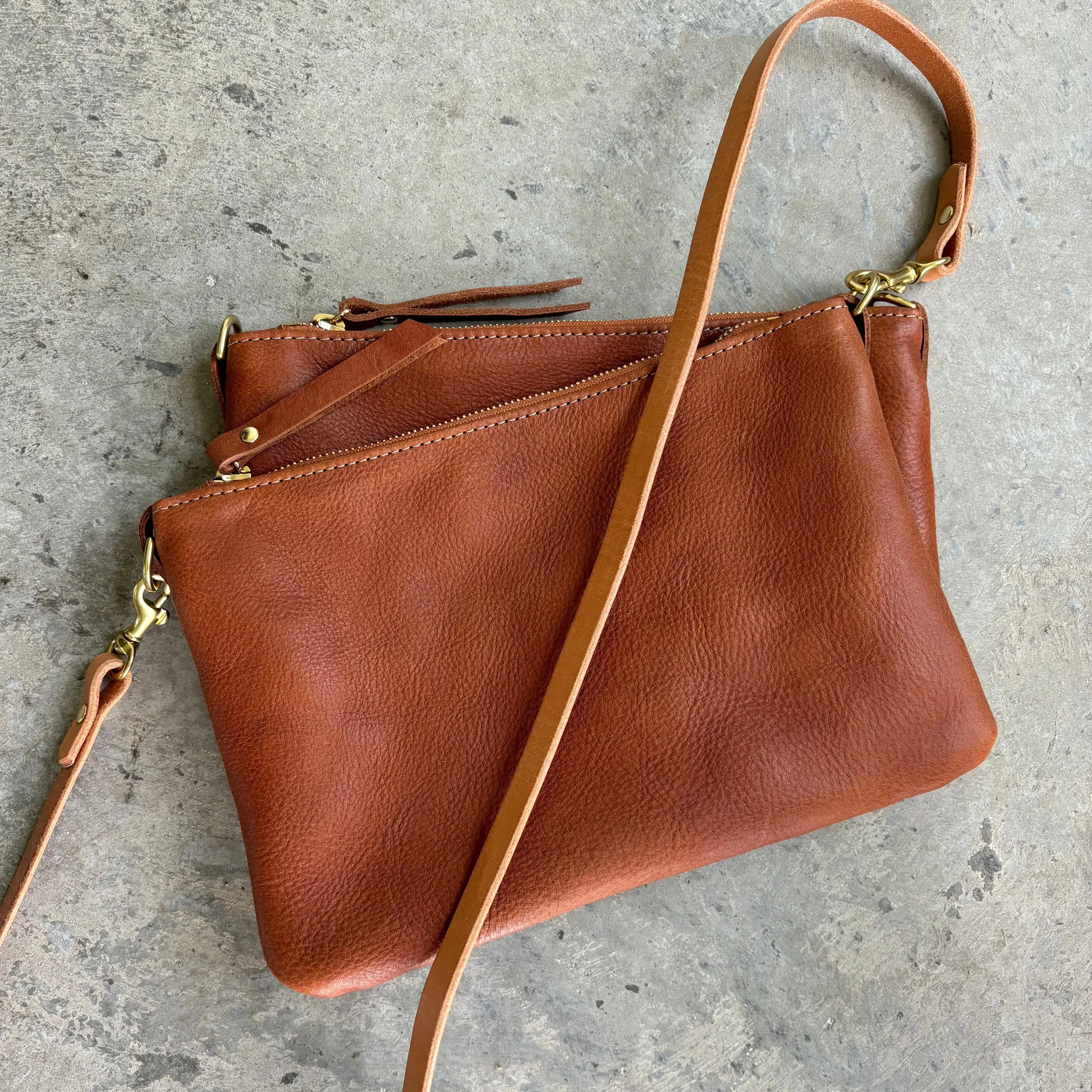 Small Leather Crossbody Clutch Bag - Cognac Pebble