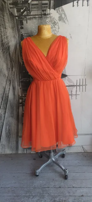 Stunning 1950s orange dress